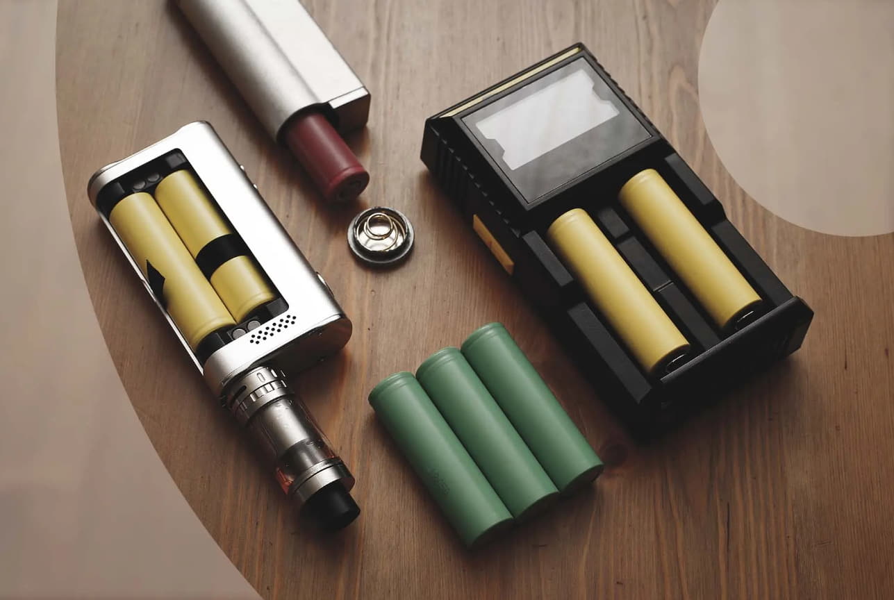 vape batteries in Canada